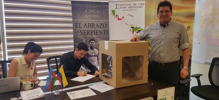 Consulado de Colombia en Bakú inició último día de votaciones para elecciones presidenciales